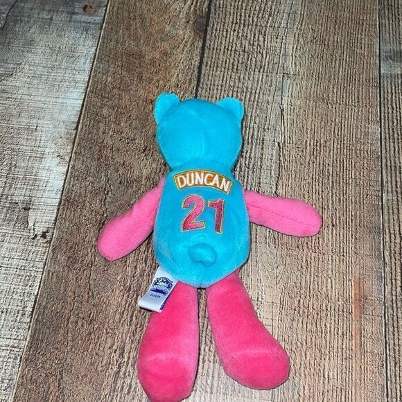Nba Duncan Plush Beanie Baby Bear Toy RARE! #21. 
Pre owned good condition - Picture 6 of 7